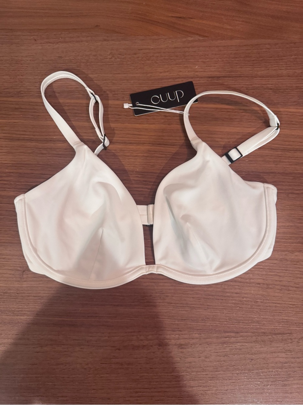 Cuup Women's White Underwire Swim Top